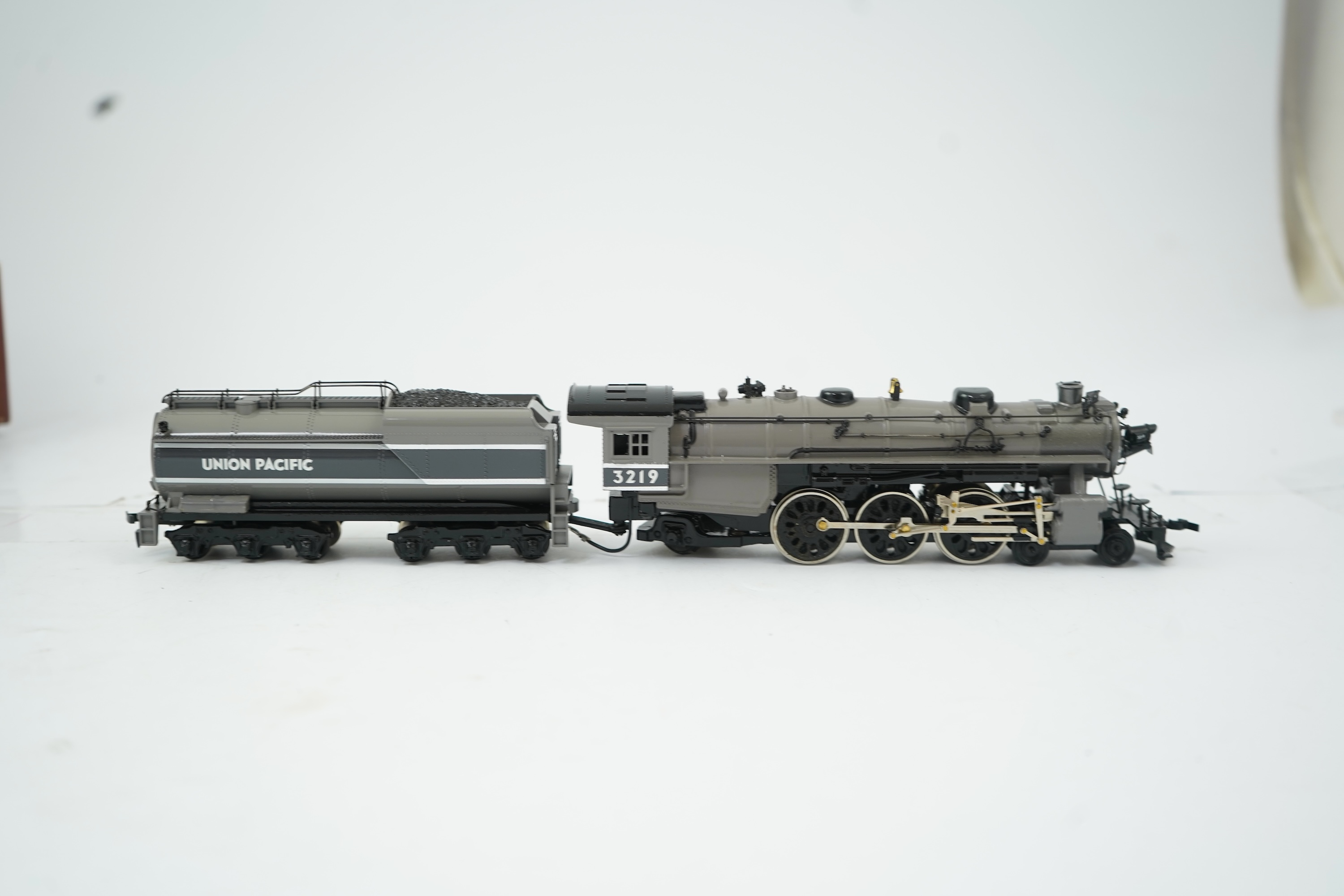 Two boxed HO gauge Union Pacific locomotives; a W&R Enterprises model, 3548, 4-8-8-0 tender locomotive, together with a Mantua Collectibles, 3219, 4-6-2 tender locomotive, both powered for two rail operation.
